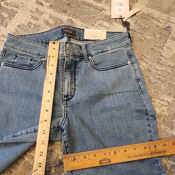 NWT NYDJ Strech Denim Capris. Women's size 10P. Lift and tuck. - Picture 12 of 16